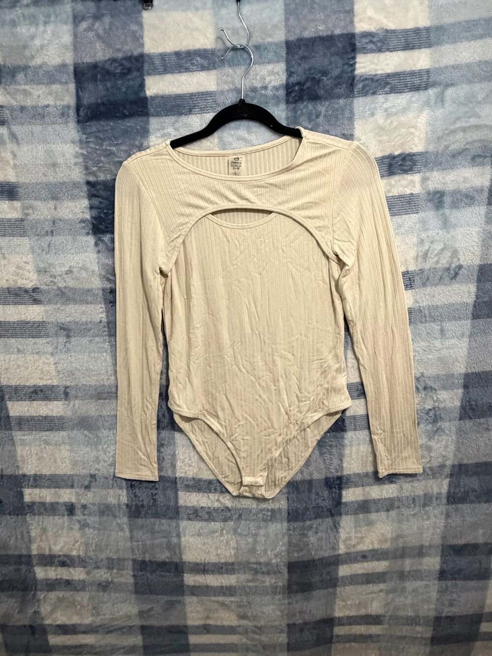 Mono b Cream Ribbed Long Sleeve Cutout Bodysuit
